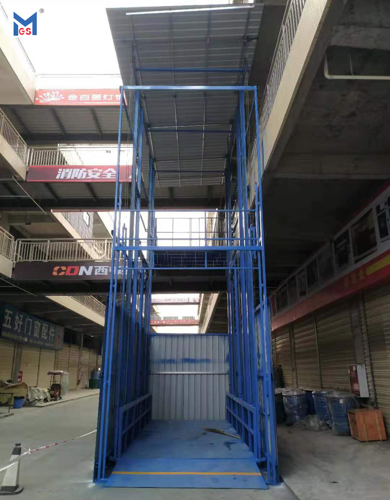 成都市青白江佳飛市場在我司訂購一臺大噸位升降平臺